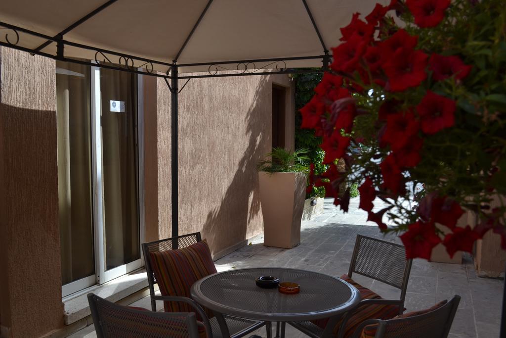 Hotel de apartamente Irene's Limassol