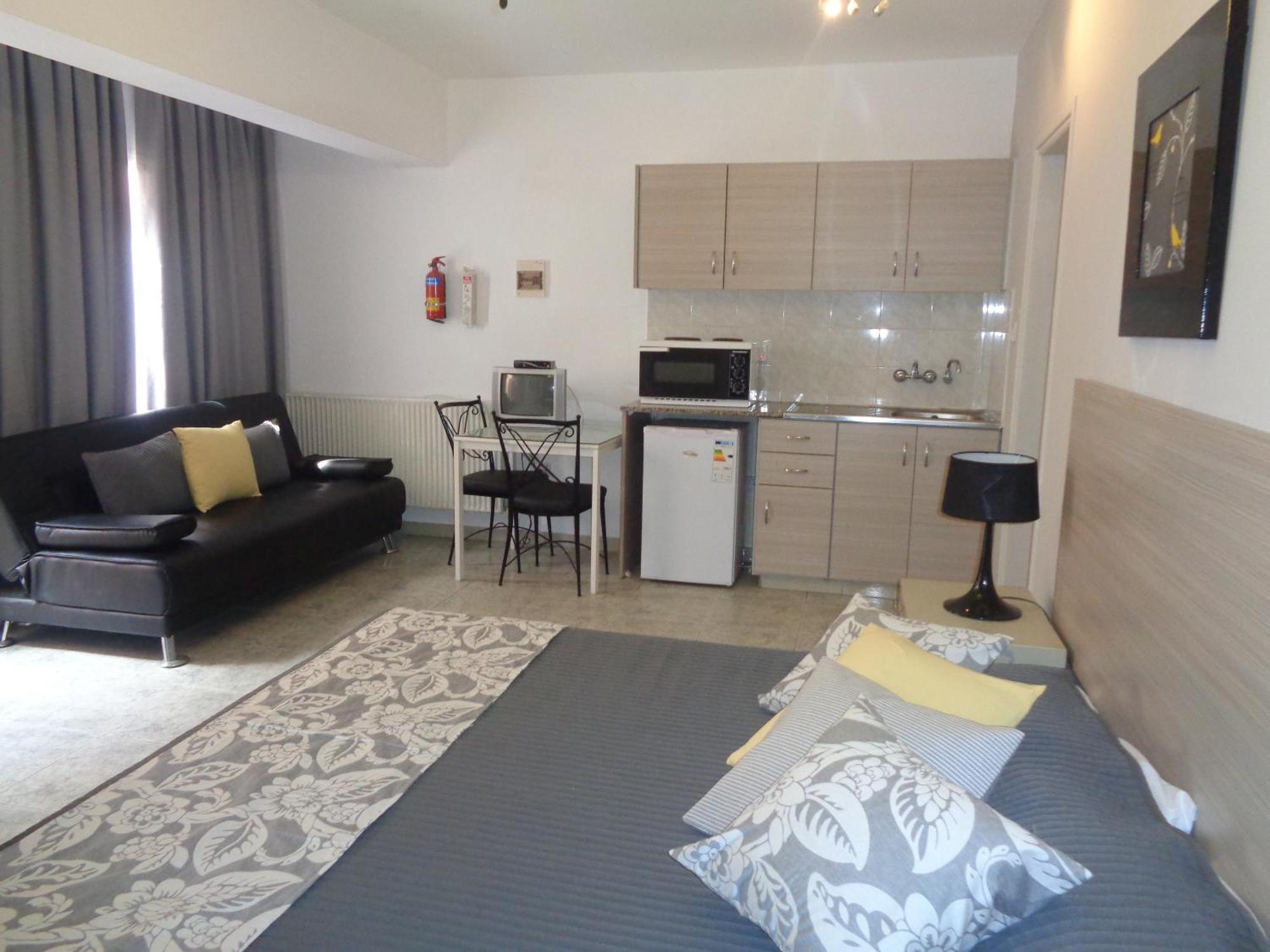 Hotel de apartamente Irene's 2*