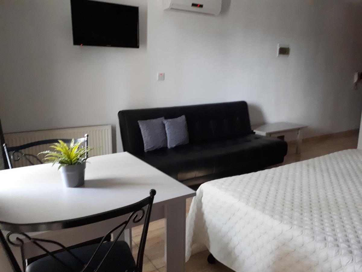 Hotel de apartamente Irene's 2*